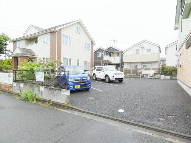 浅川木舎の駐車場