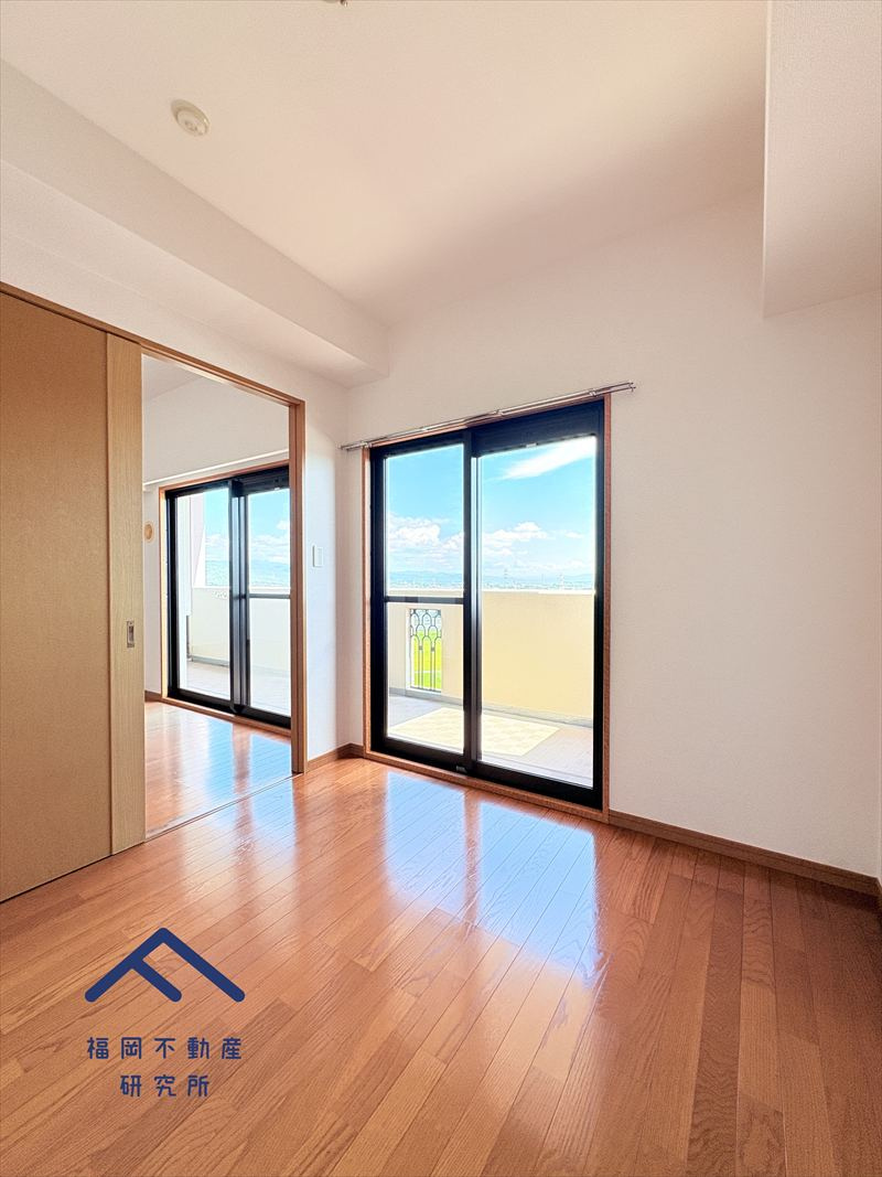 エバーライフネアシティ筑紫野の洋室