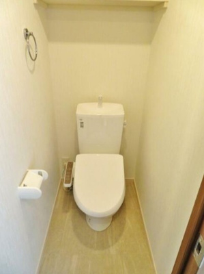 【トイレ】 | NSGATE中野坂上 | 温水洗浄便座。