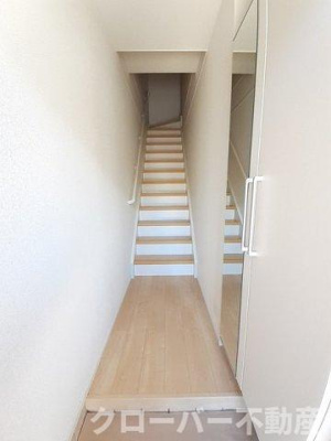 【玄関】 | ロッソ・カロータＡ