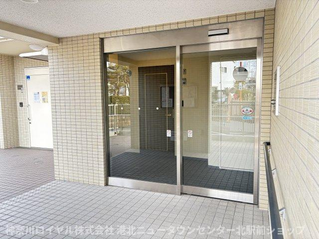 【エントランス】