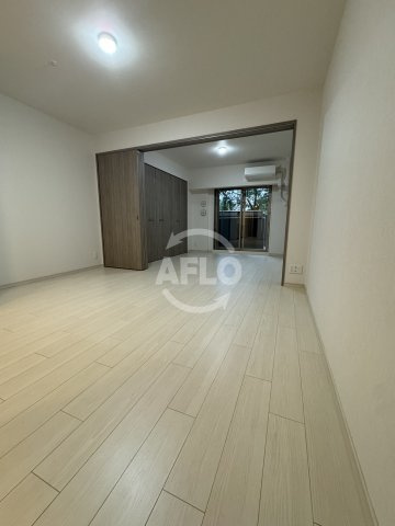 プレサンスロジェ天満橋リバーテラスの居間・リビング|プレサンスロジェ天満橋リバーテラス　リビングダイニングスペース