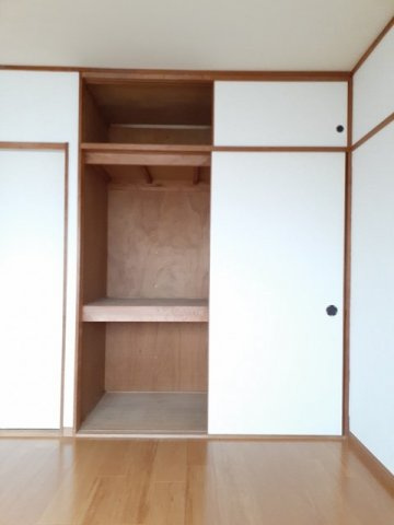 シティハイツ矢吹の収納