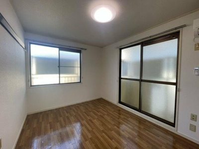 【居間・リビング】 | パームツリースクエア | 居間です