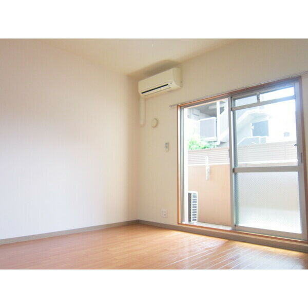 カーサ千年　名古屋市賃貸　仲介手数料無料のバルコニー