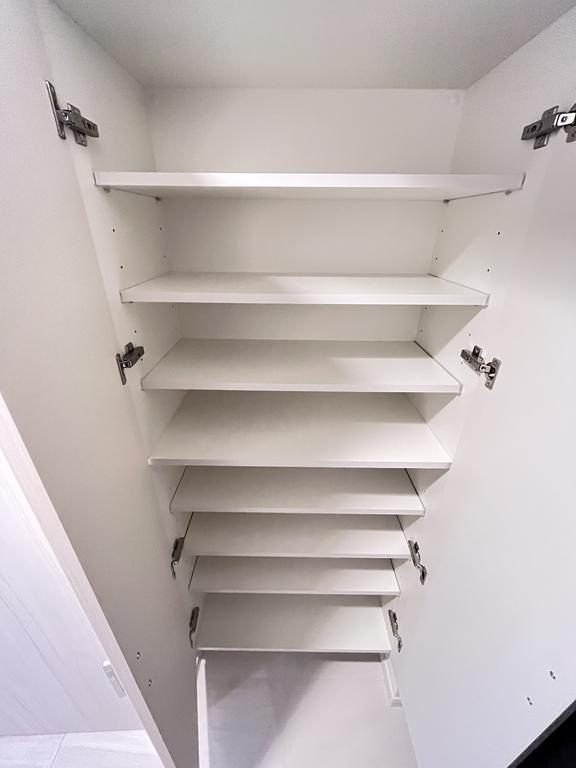 大阪市都島区都島本通４丁目の賃貸マンションの玄関