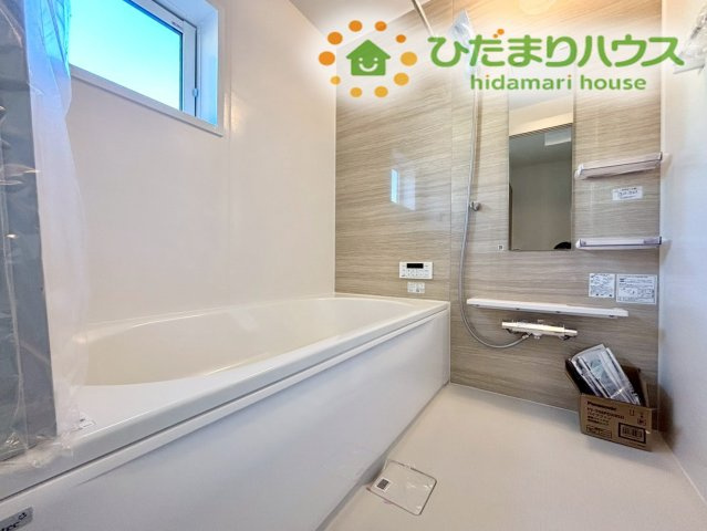 熊谷市新堀　新築一戸建て　ブルーミングガーデン　01の浴室