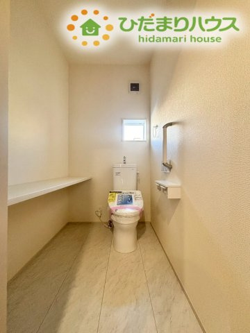 熊谷市新堀　新築一戸建て　ブルーミングガーデン　01のトイレ