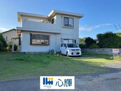 【前面道路含む現地写真】 | 宇部市大字東岐波 5LDK／2階建 | 現地（2025年10月8日撮影）