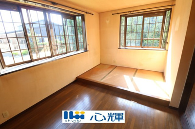 【居間・リビング】 | 宇部市大字東岐波 5LDK／2階建