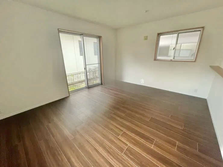 名古屋市中川区赤星一丁目　中古戸建の洋室