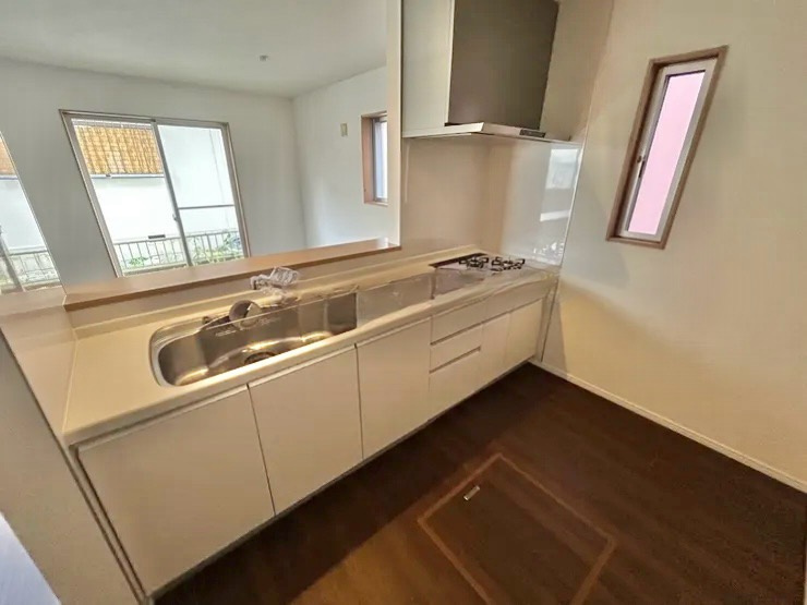 名古屋市中川区赤星一丁目　中古戸建のキッチン