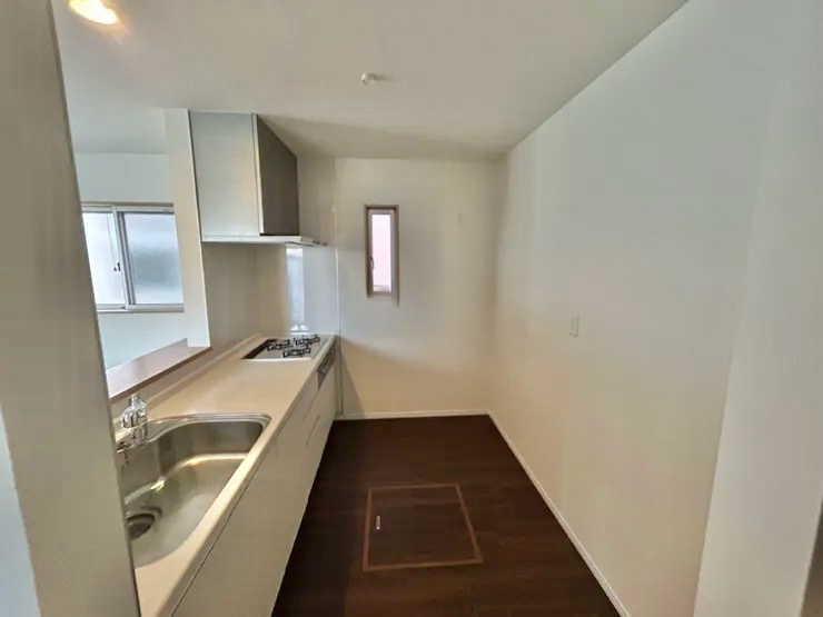 名古屋市中川区赤星一丁目　中古戸建のキッチン