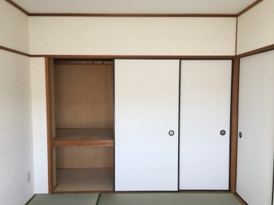 三角コーポの収納