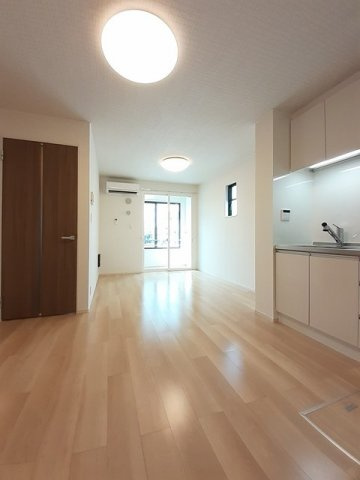 ドミール　コウナンの居間・リビング