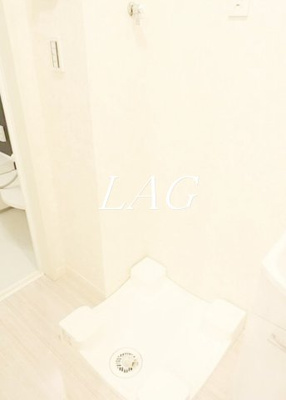 【設備】 | Ｍａｉｓｏｎ　Ｃｏｌｚａ　Ｋｉｔａｓｅｎｊｙｕ | 室内洗濯機置場です。