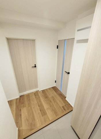 ライオンズマンション豊島園第2の玄関|暖かく迎えてくれる玄関ホール
綺麗に仕上がり玄関スペースから心地よい空間です