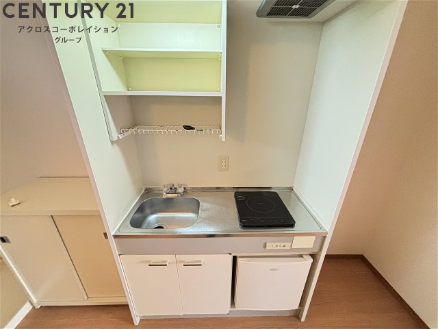 シンプルでコンパクトなキッチンです♪