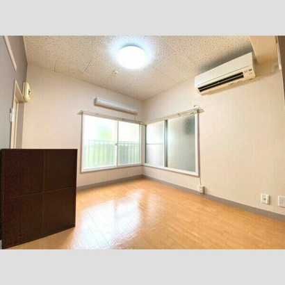 apartment 幡ヶ谷３丁目