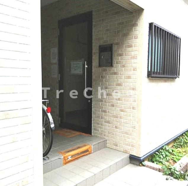 ヴィラ茗荷谷のエントランス