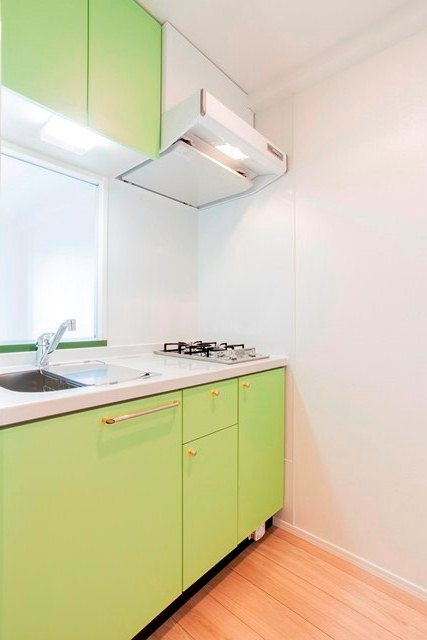 エンクレストGRAN博多駅前のキッチン|コンパクトなキッチンで掃除もラクラク