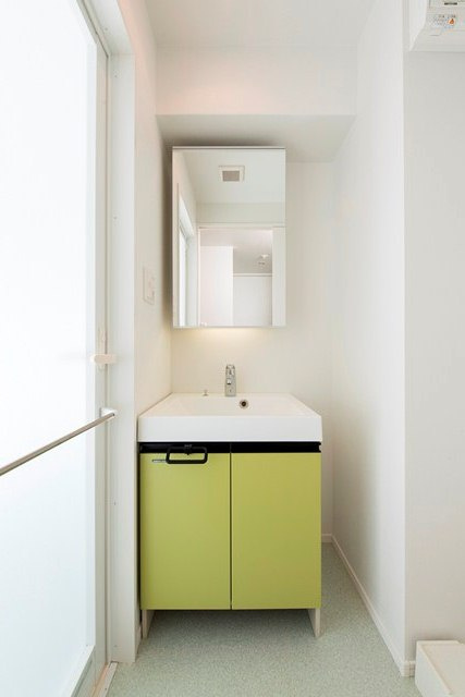 エンクレストGRAN博多駅前の洗面所|広い洗面スペース