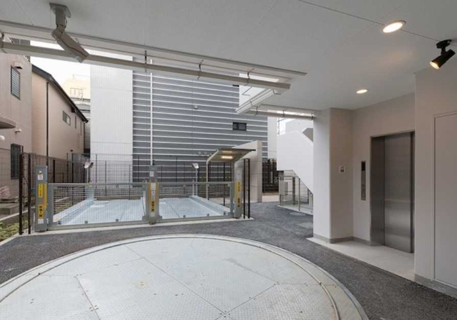 クレヴィアリグゼ世田谷松陰神社前　駅近　ネット0　築浅の駐車場