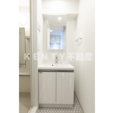 【洗面所】 | コンフォリア・リヴ品川南大井 | ゆったりとスペースのある洗面所