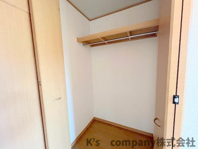 ■高座郡寒川町倉見　中古戸建の収納|洋室7.2帖の収納スペース◇