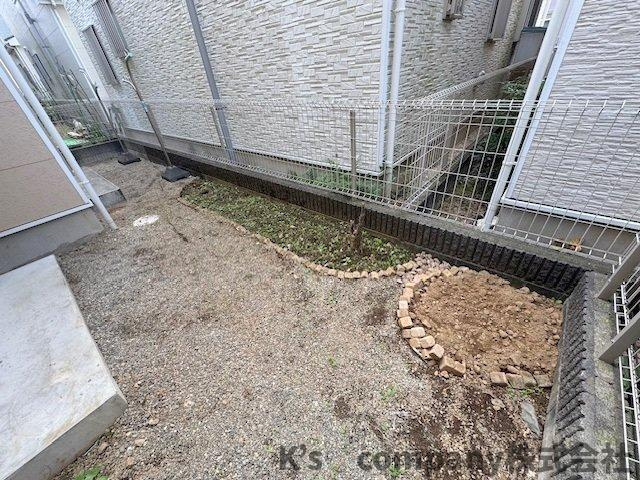 ■高座郡寒川町倉見　中古戸建の庭|南側にお庭があり、植栽や家庭菜園も楽しめます☆