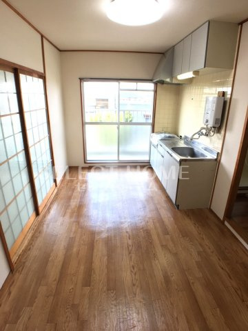 【居間・リビング】 | サンシャイン緑丘 | 同型タイプ居間です