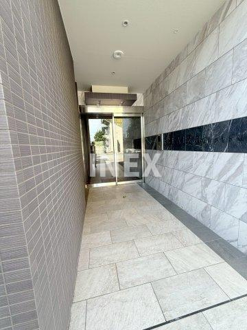 厚木市旭町１丁目の賃貸マンションのエントランス