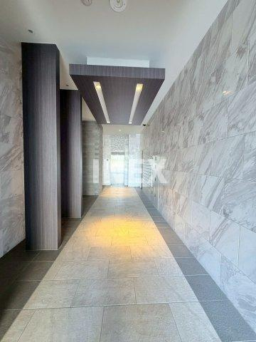 厚木市旭町１丁目の賃貸マンションのロビー