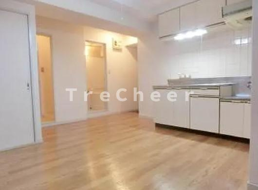 光和壱番館の洋室