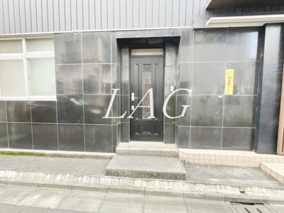 【エントランス】 | 湯浅ビル | エントランスになります。