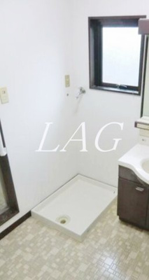 【設備】 | 湯浅ビル | 室内洗濯機置場になります。