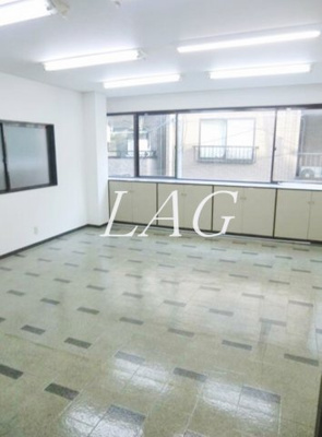 【居間・リビング】 | 湯浅ビル | 洋室のお部屋です。