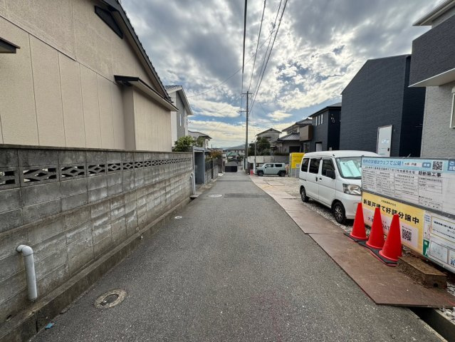 ーBloomーブルームー小倉北区熊谷2丁目1期　【小倉北区　新築戸建て】の前面道路含む現地写真|現地撮影　2025,11,13　ーBloomーブルームー小倉北区熊谷2丁目1期　【小倉北区　新築戸建て】