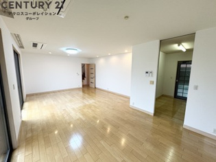 西宮浜4丁目戸建の居間