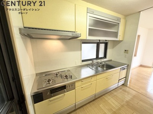 西宮浜4丁目戸建のキッチン