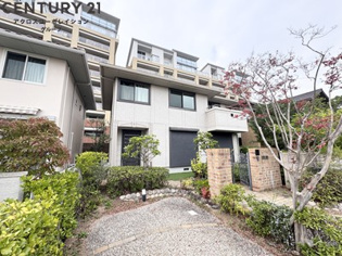 緑が沢山で、キレイな戸建です！