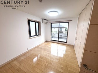 西宮浜4丁目戸建の寝室