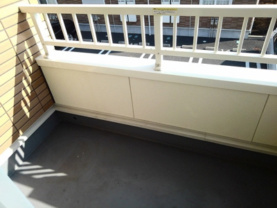 【バルコニー】 | カレントヴィラＤ | お洗濯にも便利なバルコニー付き