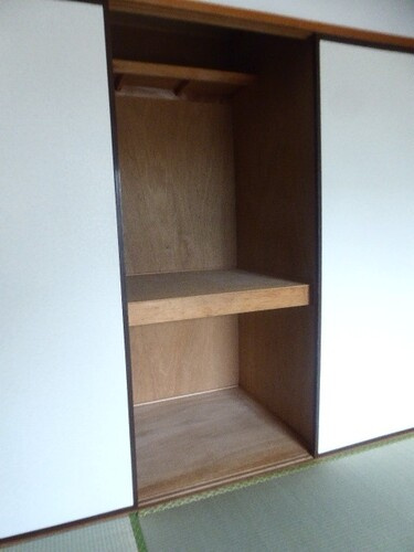 ビューハイツ高山の収納