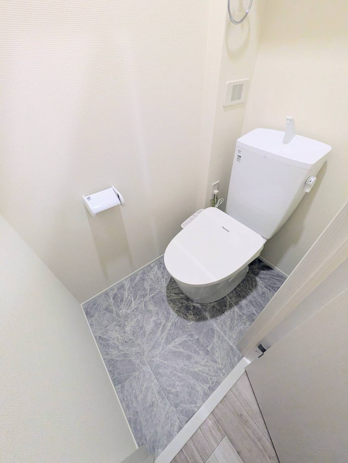 中野区大和町１丁目のアパートのトイレ