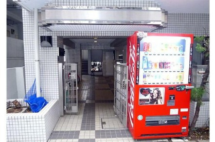 【エントランス】