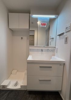 仲介手数料無料　所沢コーポラスA棟の独立洗面台