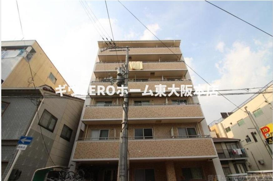 ラカーサ今里の外観