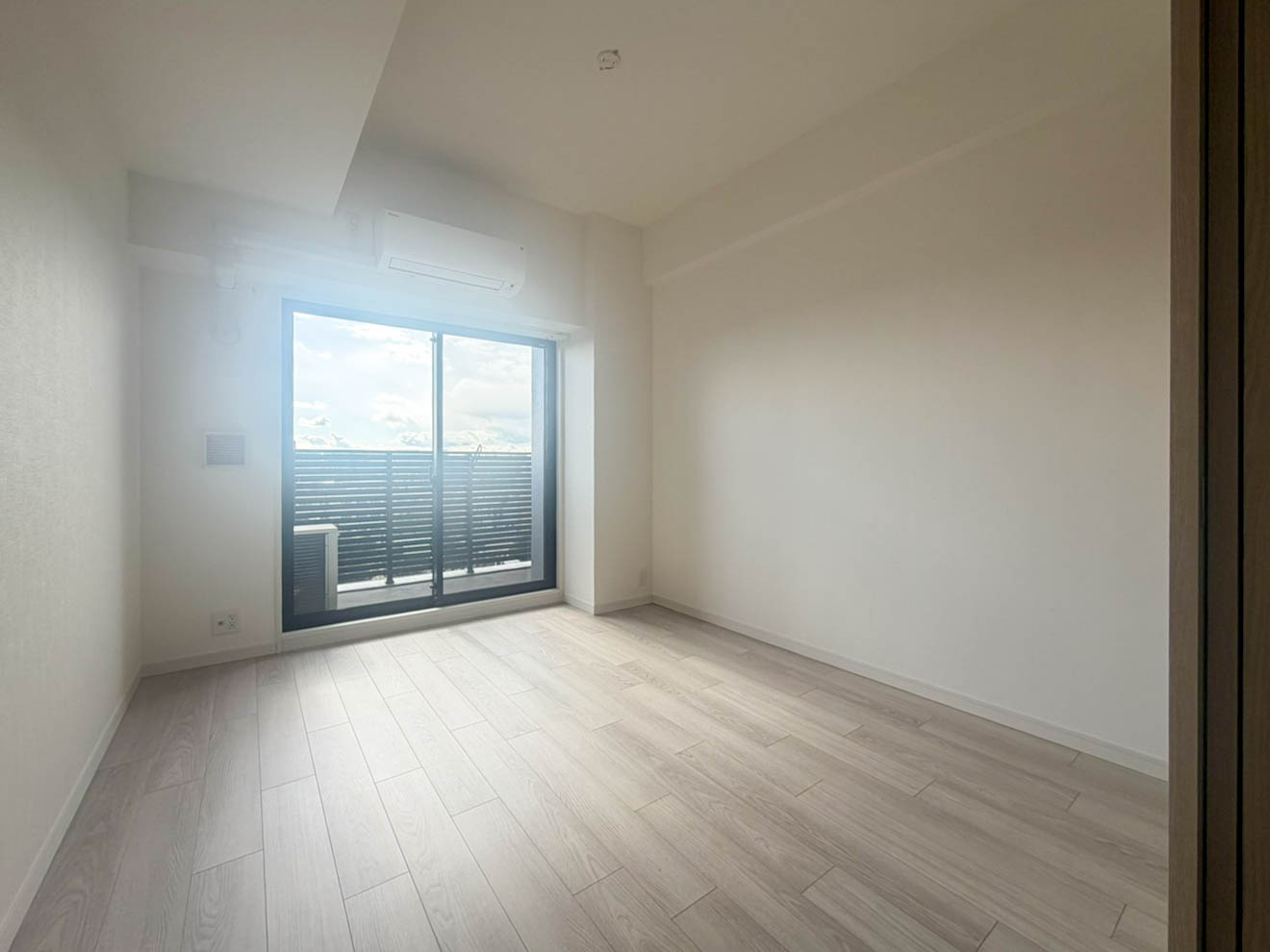 S-RESIDENCE六番町の駐車場|駐車スペースもあります