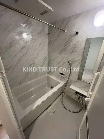 フラットレモンの浴室|お風呂です